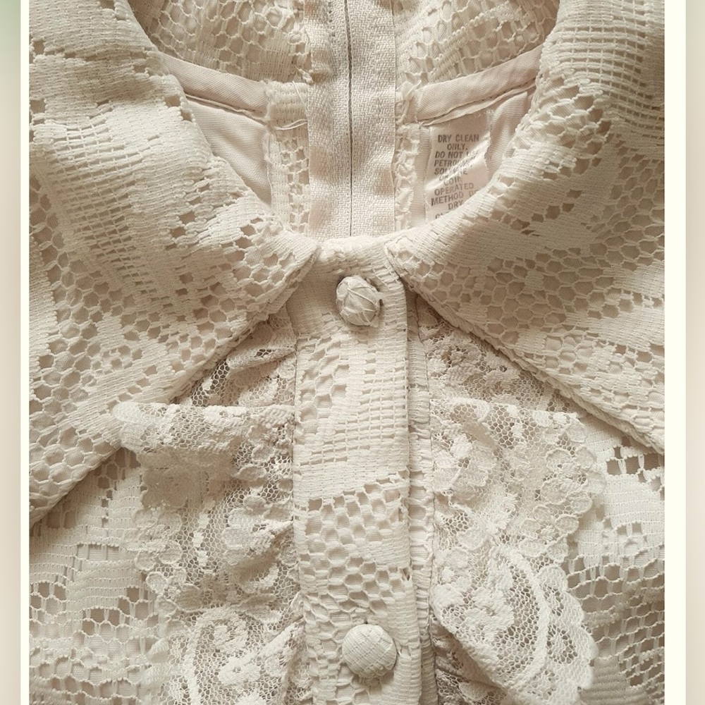 RARE ITEM!!! Vintage 1970s Cream Lace Wedding Dress - Maxi Gown - Picture 9 of 10